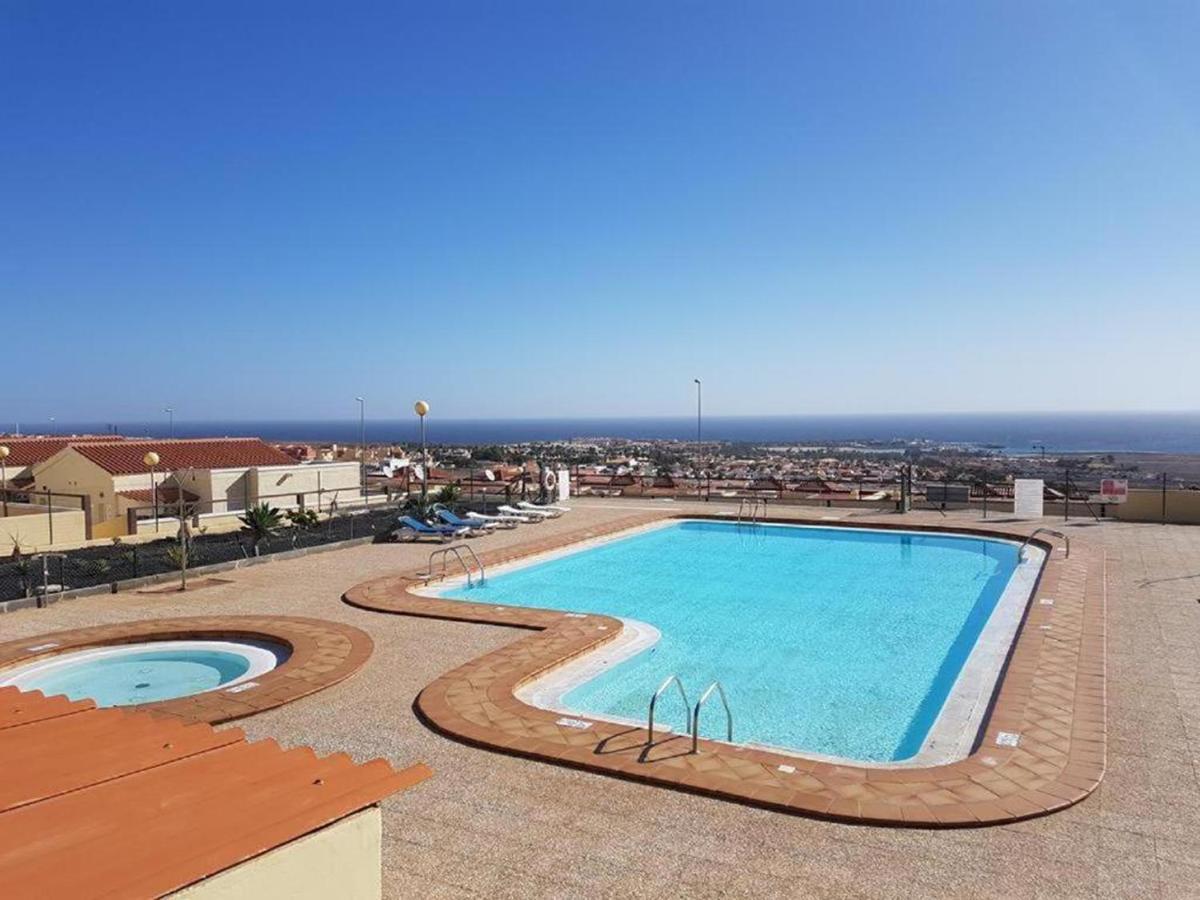 Maison Vue Mer Avec Piscine Apartment Caleta De Fuste Exterior photo